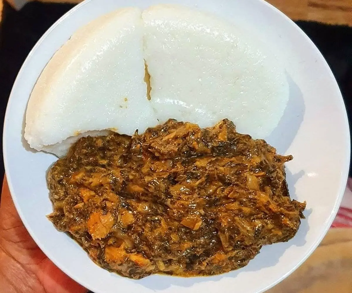 Boule de sorgho & sauce foléré