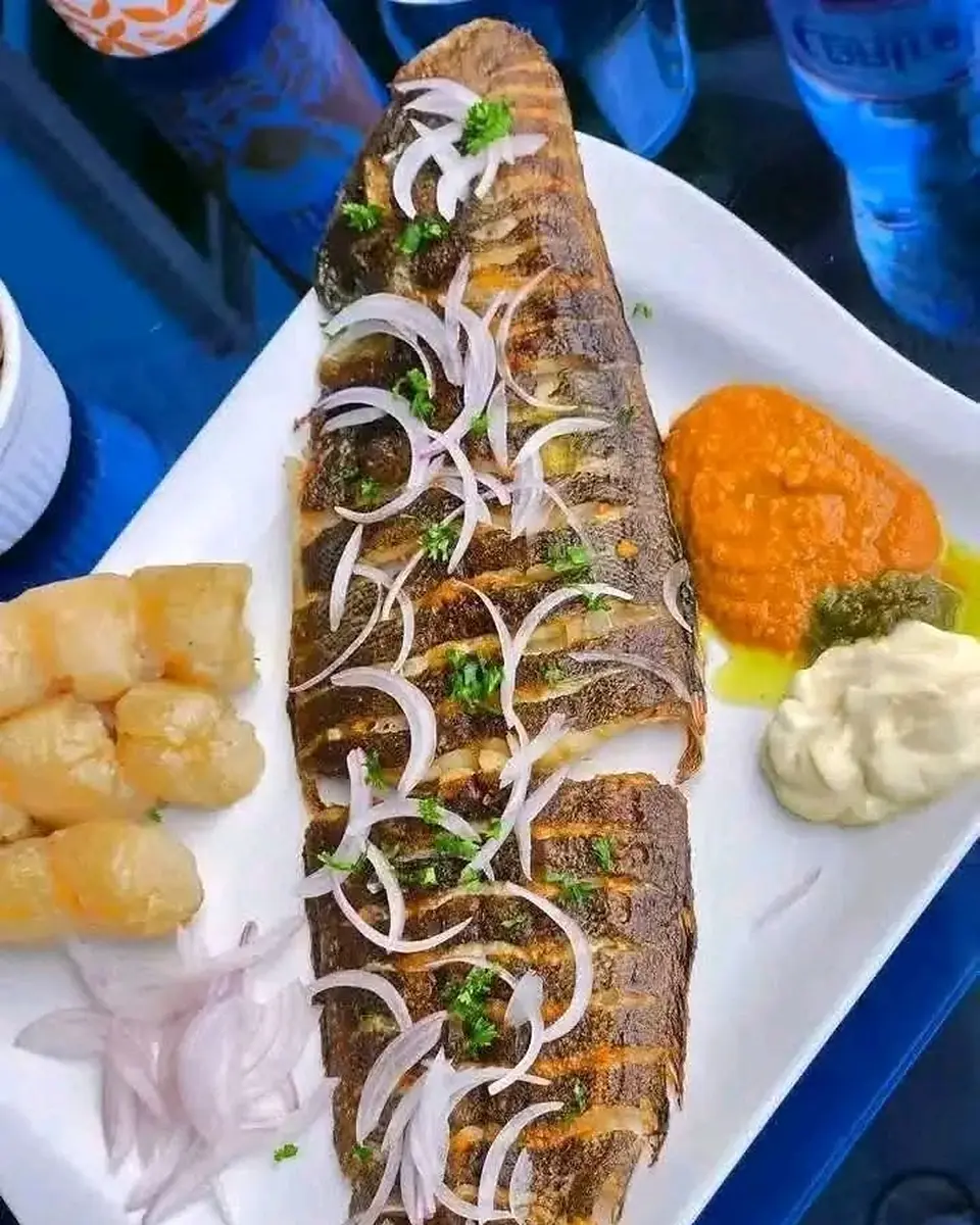 Grilled fish with miondo