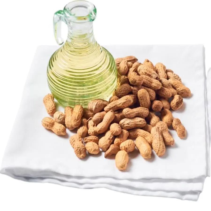 Artisanal groundnut oil